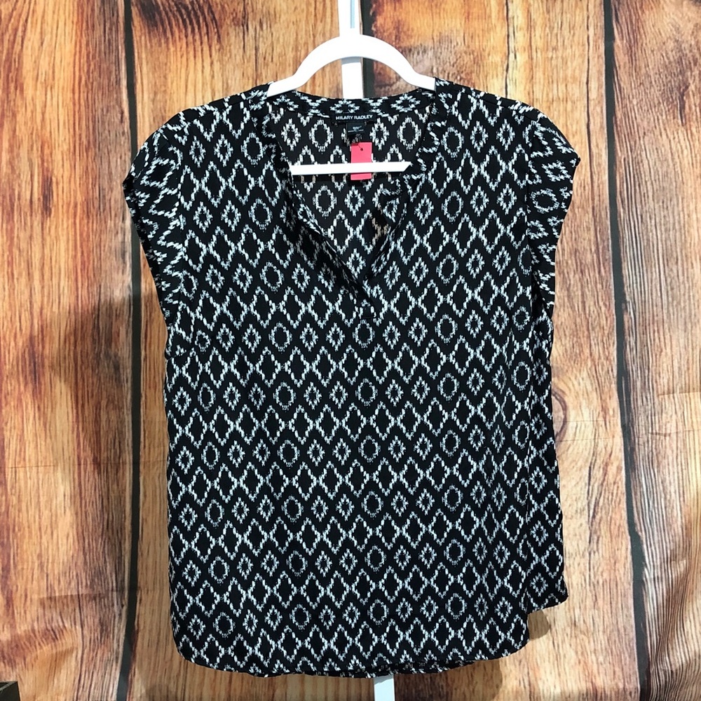 Hilary Radley Notch V-neck Blouse Size M